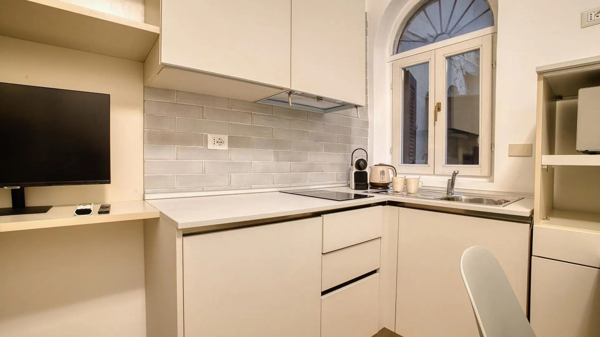 מילאנו Joivy Compact Studio Near City Centre דירה